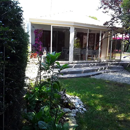 Villa De Bord De